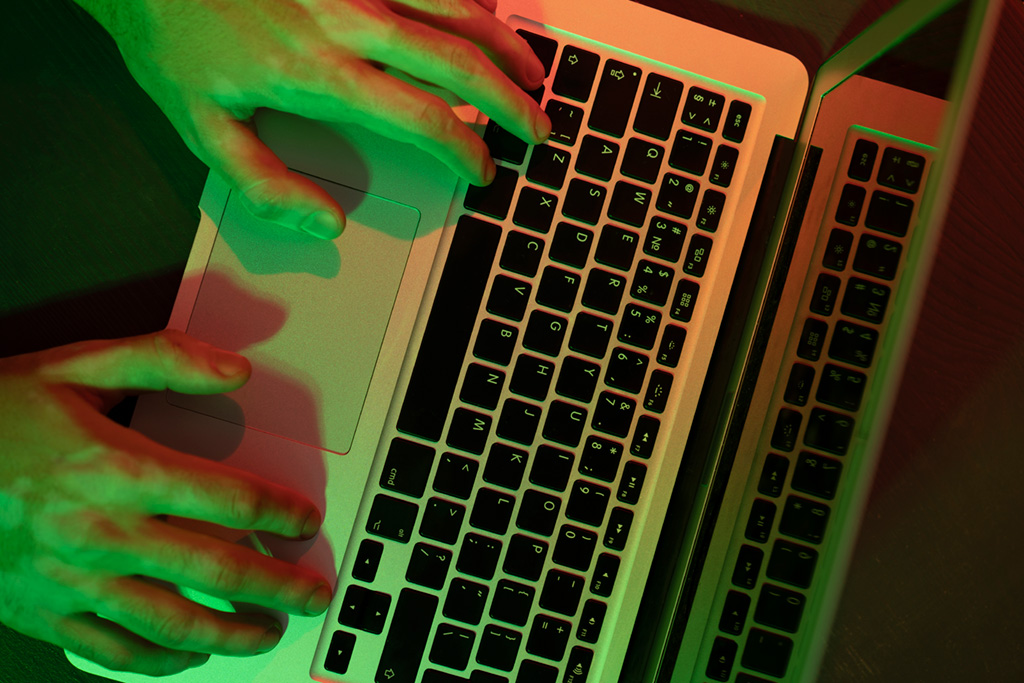close-up-hands-typing-key-board.jpg